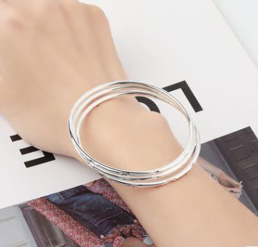 Drei Kombinationsarmbänder Damen massiv eingelegtes Silberarmband junger Schmuck