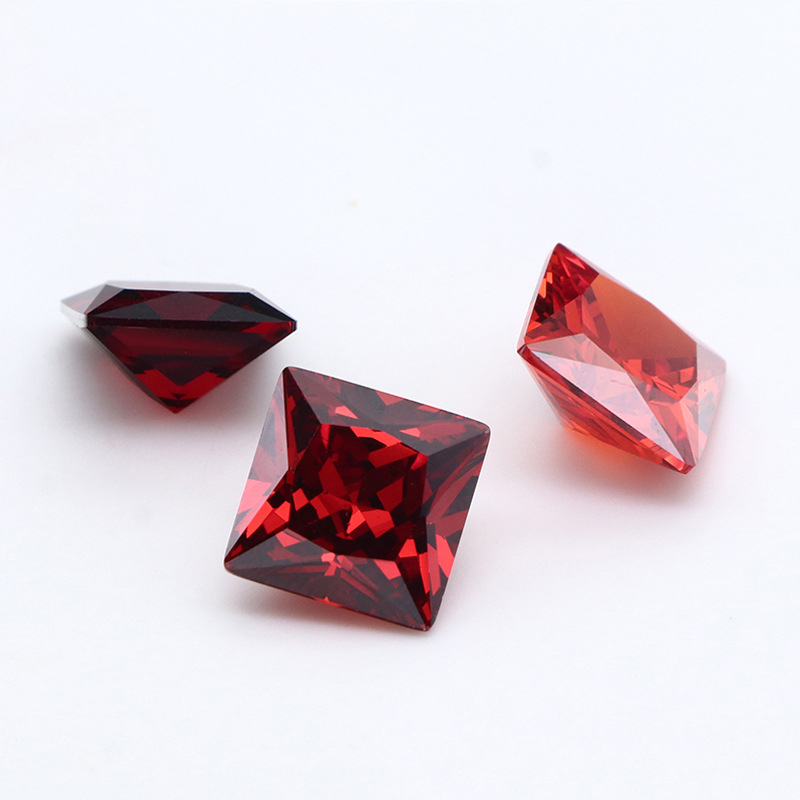 Fabrik Großhandel 3EX Rot VVS Prinzessin Cubic Zirconia