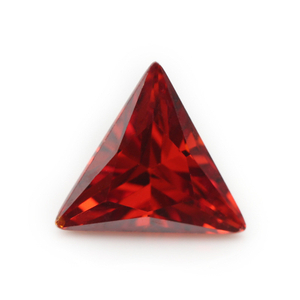 5A Bright Red Herstellung Großhandel Dreieck Zirkonia für Schmuck