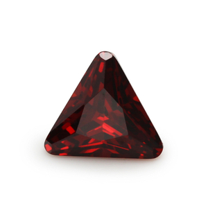 5A Oxblood Red Manufaktur Großhandel Dreieck Zirkonia für Schmuck