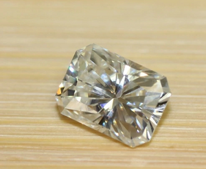 10*12mm D Farbe VVS Radiant Cut 3EX Neupreis Moissanite