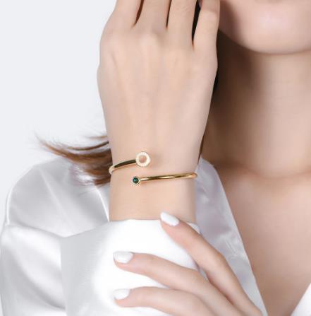 Großmutter Smaragd Armband Damen 18 Karat Gold Romantisches Verlobungsgeschenk