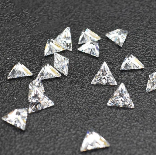 4,0 mm Dreiecksschnitt Hohe Qualität VVS D Farbe 3EX Fabrik Großhandel Moissanite