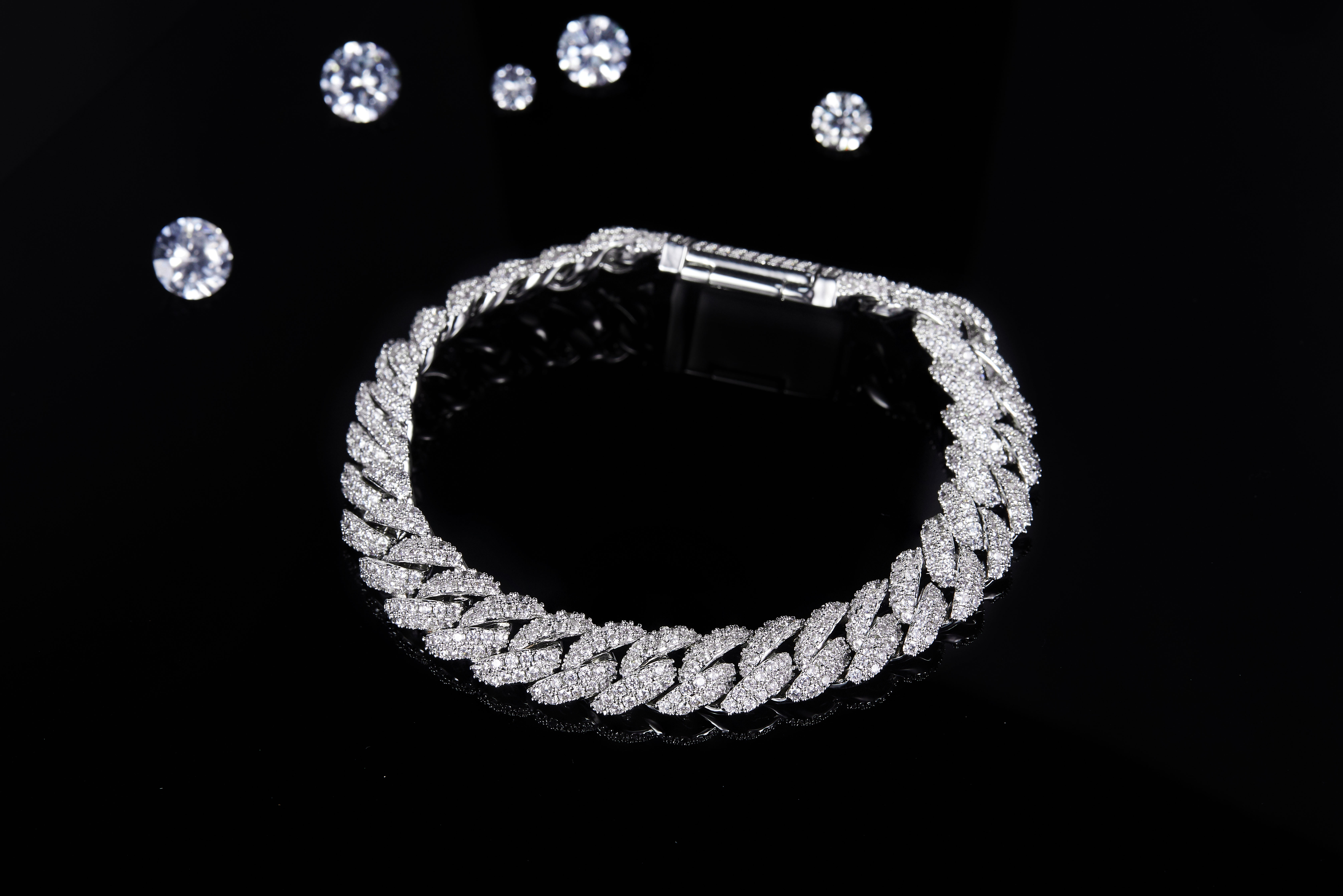 Luxuriöses Moissanite-Armband für Männer und Frauen mit vollem Diamanten