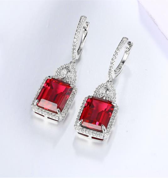 Roter Rubin Echt Sterling Silber Ohrring Frauen Charming Stil Erstellt Rubin Achteckschliff Hochzeitsschmuck Geschenke