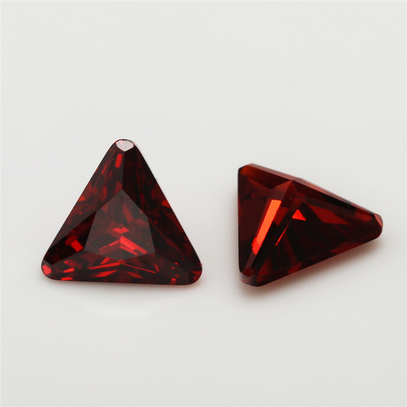 5A Oxblood Red Manufaktur Großhandel Dreieck Zirkonia für Schmuck