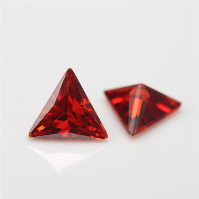 5A Bright Red Herstellung Großhandel Dreieck Zirkonia für Schmuck